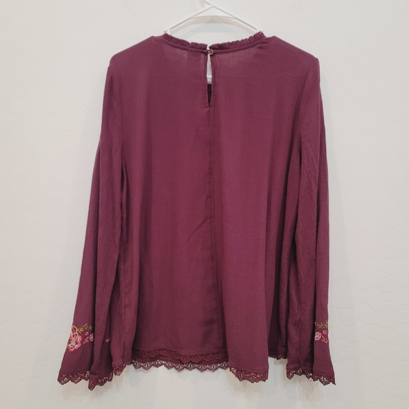 💕 Time and Tru Burgundy Floral Embroidered Boho Blouse Women's Size Large - Picture 3 of 11